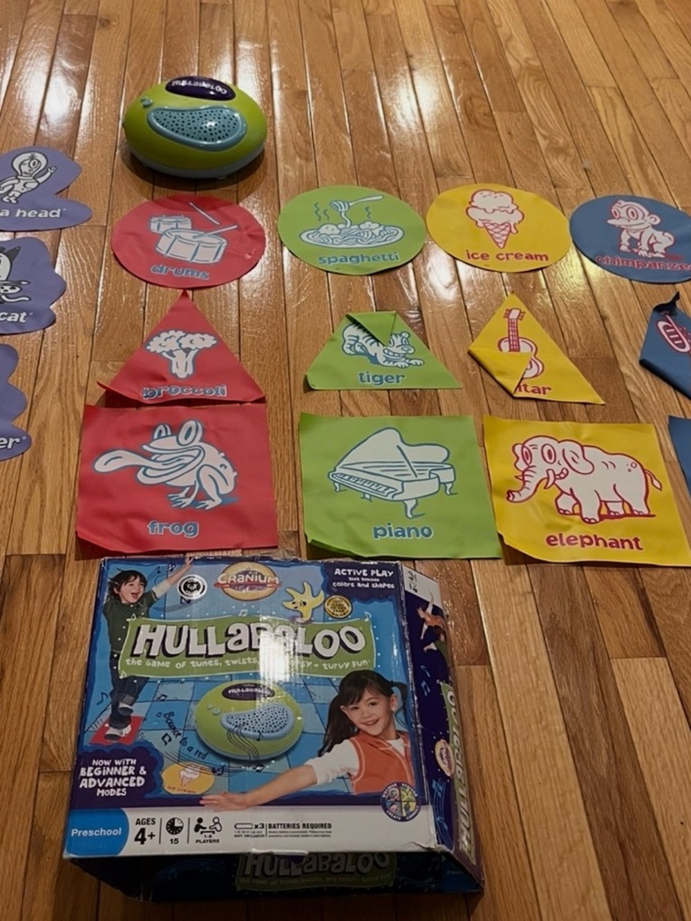 Cranium Hullabaloo Kids Activity Game - Green